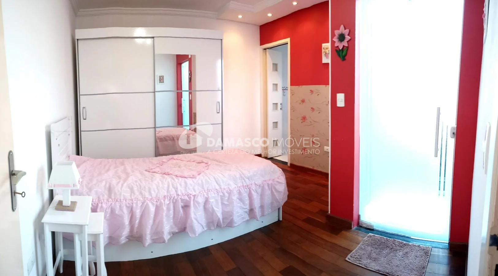 Sobrado à venda 3 Quartos, 3 Suites, 2 Vagas, 282M², Jardim Stella, Santo André - SP