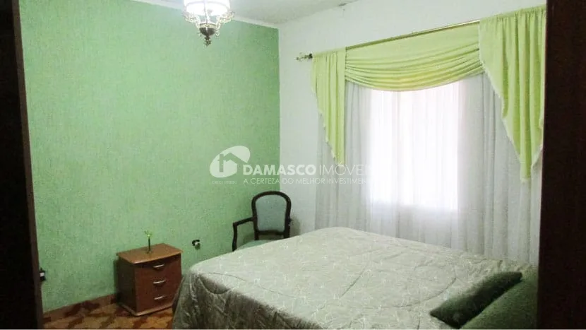 Casa à venda 2 Quartos, 4 Vagas, 228M², Vila Aquilino, Santo André - SP