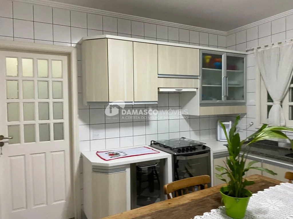 Sobrado à venda 3 Quartos, 1 Suite, 2 Vagas, 180M², Sítio da Figueira, São Paulo - SP