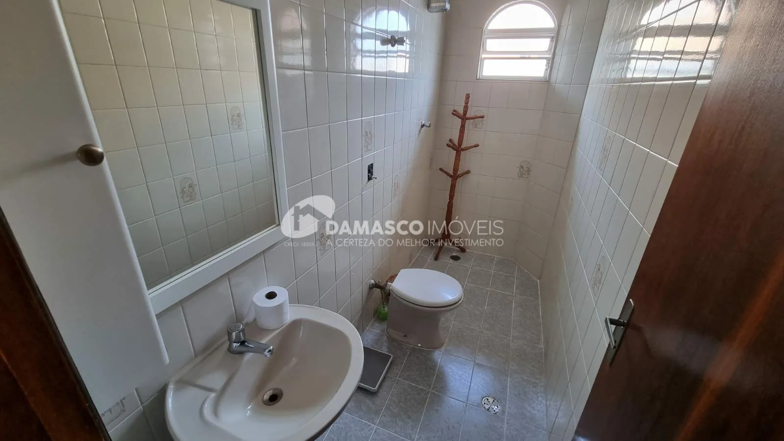 Sobrado à venda 3 Quartos, 1 Suite, 6 Vagas, 221M², Osvaldo Cruz, São Caetano do Sul - SP