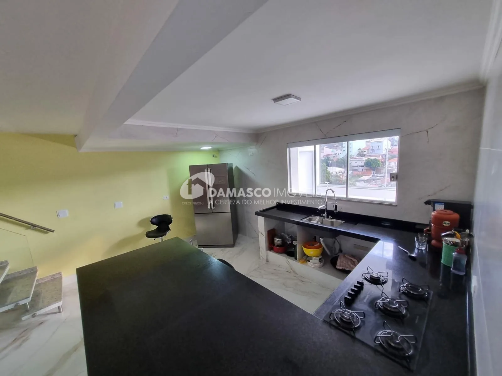 Sobrado à venda 3 Quartos, 3 Suites, 4 Vagas, Campestre, Santo André - SP