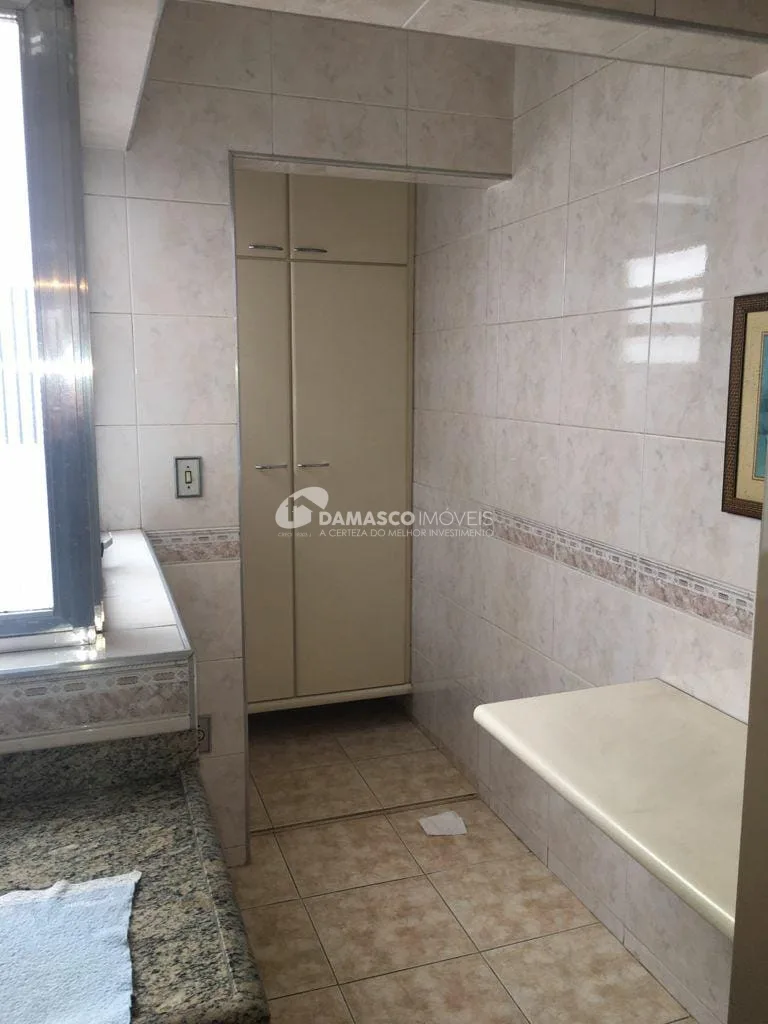 Prédio à venda 3 Quartos, 2 Suites, 10 Vagas, 250M², Barcelona, São Caetano do Sul - SP 