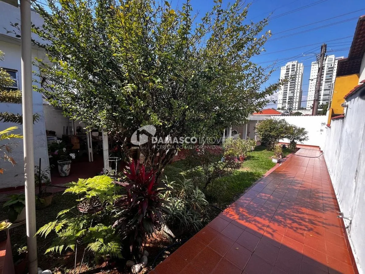 Casa térrea a venda com amplo quintal
