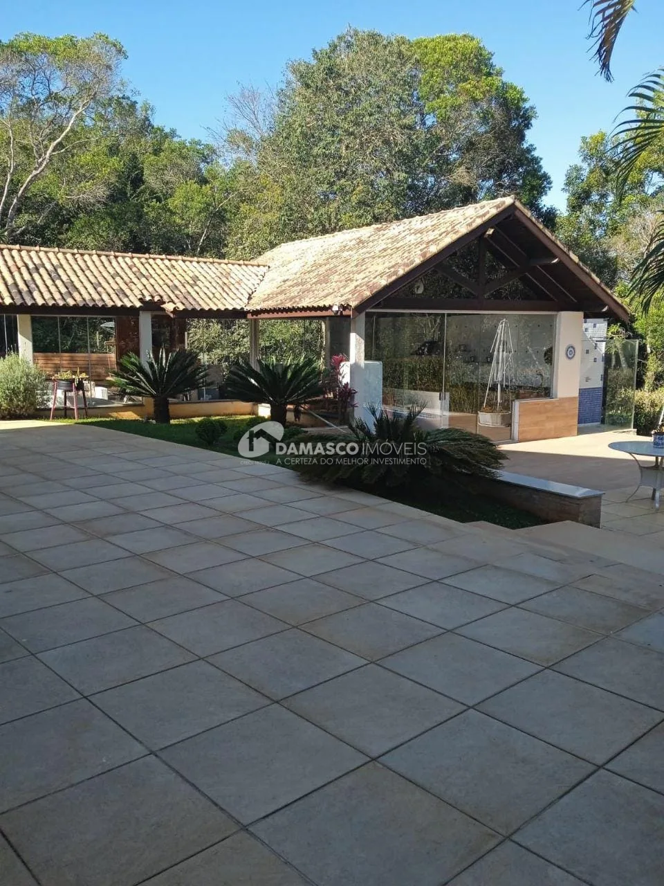 Casa à venda 3 Quartos, 3 Suites, 450M², Avenida Estrutural Leste, Ibiúna - SP