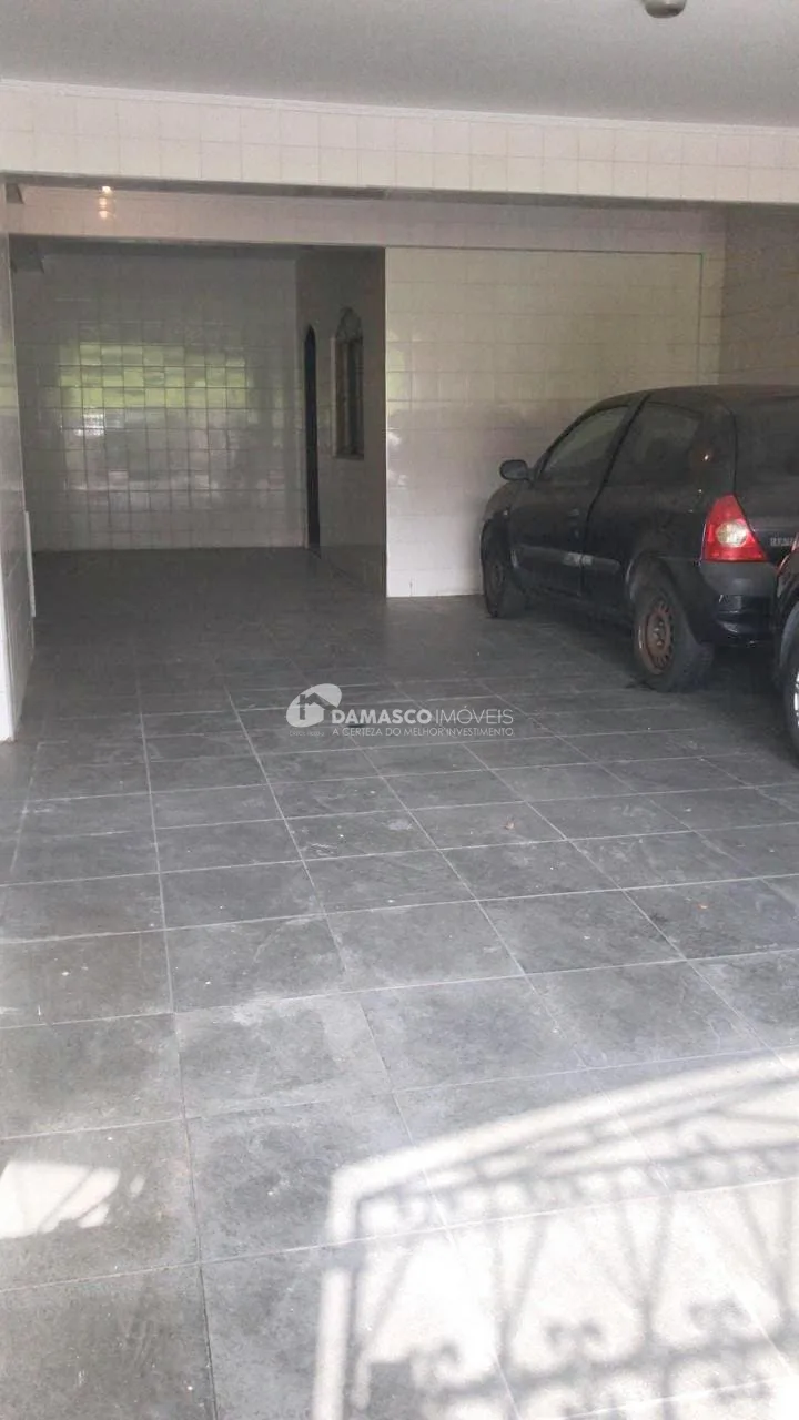 Casa à venda 2 Quartos, 1 Suite, 4 Vagas, 200M², Campestre, Santo André - SP