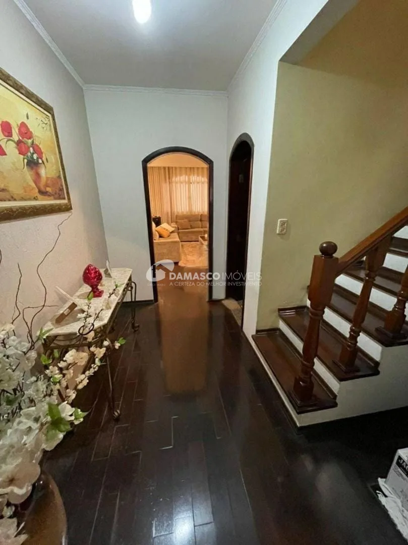 Sobrado à venda 3 Quartos, 1 Suite, 2 Vagas, 250M², Vila Alpina, São Paulo - SP