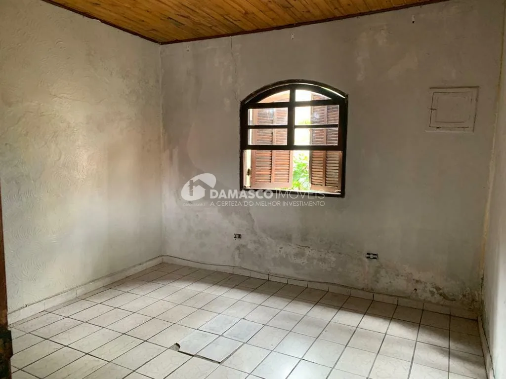 Casa à venda 2 Quartos, 3 Vagas, Olímpico, São Caetano do Sul - SP