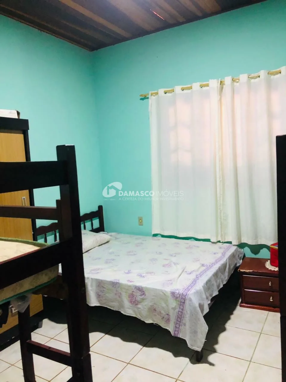 Chácara à venda 2 Quartos, 1 Suíte, 6 Vagas, Campina do Monte Alegre, Salto de Paranapanema - SP