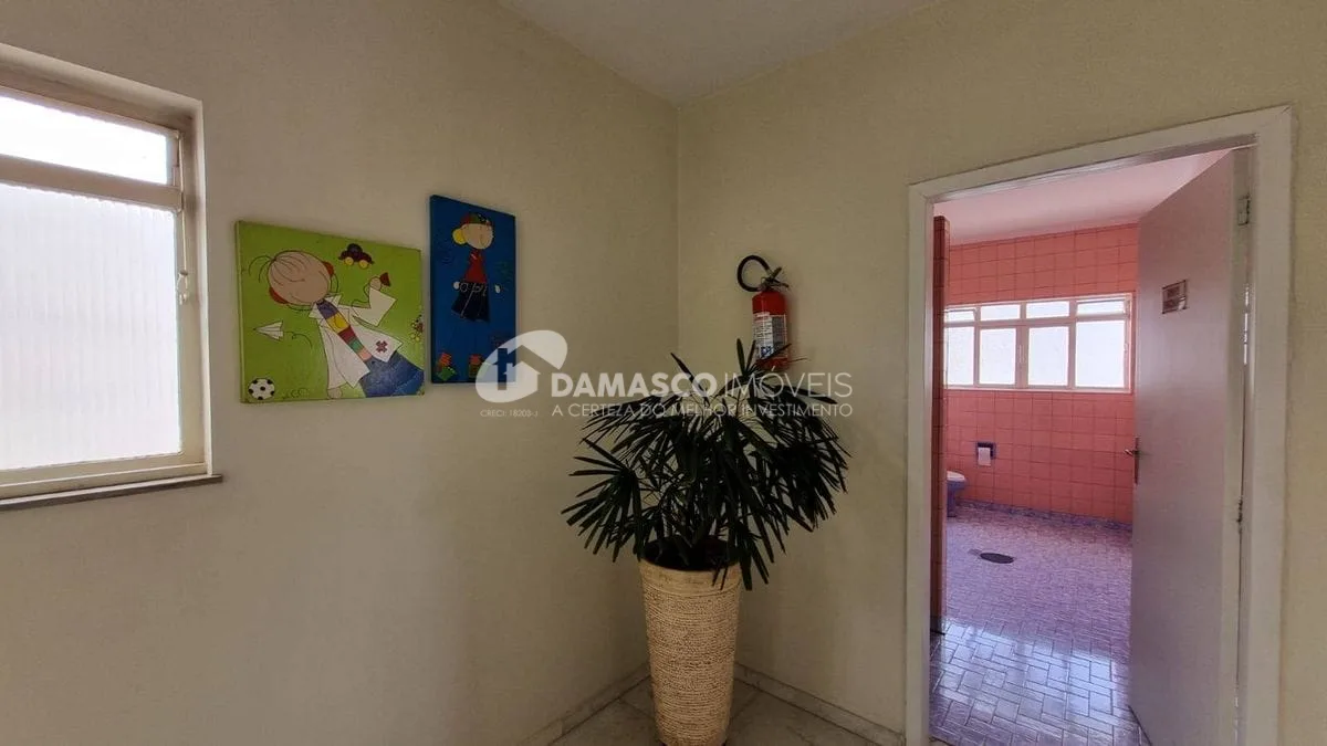 Sobrado à venda, 3 dorm (1suíte), 6 vagas, Olímpico