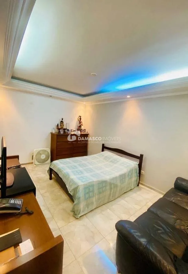 Sobrado à venda 4 Quartos, 3 Suites, 5 Vagas, Olímpico, São Caetano do Sul - SP