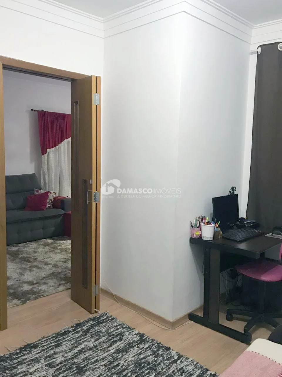 Sobrado à Venda 3 Quartos, 3 Suites, 6 Vagas, Nova Gerty, São Caetano do Sul - SP
