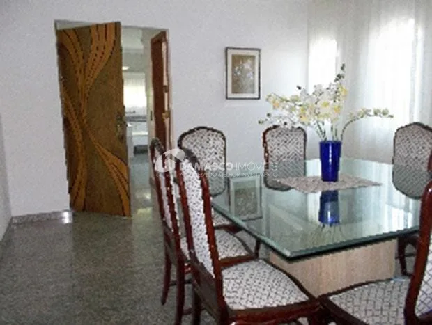 Sobrado à venda 5 Quartos, 4 Suites, 4 Vagas, 450M², Jardim São Caetano, São Caetano do Sul - SP