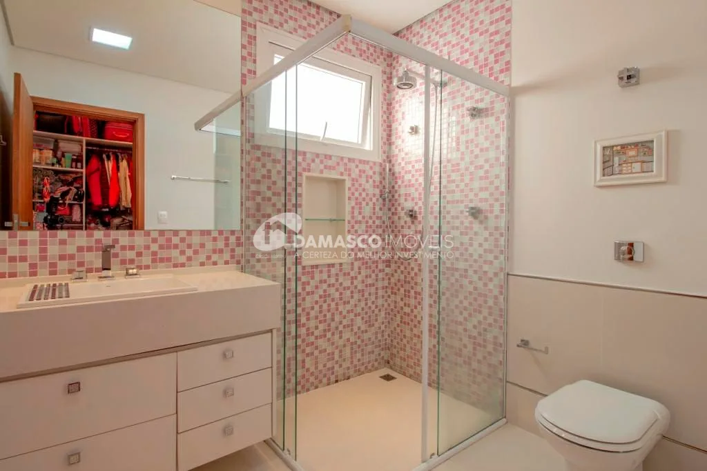 Sobrado à venda 4 Quartos, 4 Suites, 6 Vagas, 550M², Jardim São Caetano, São Caetano do Sul - SP