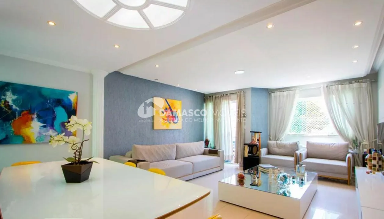 Sobrado à venda 3 Quartos, 1 Suite, 4 Vagas, 207M², Campestre, Santo André - SP