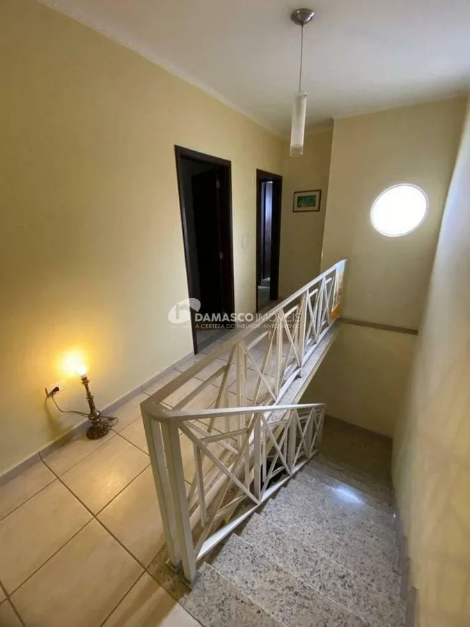 Sobrado à venda 3 Quartos, 1 Suite, 3 Vagas, 220M², Osvaldo Cruz, São Caetano do Sul - SP