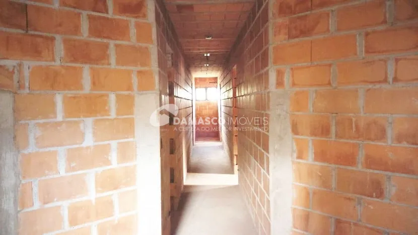 Casa à venda 4 Quartos, 4 Suites, 5 Vagas, 400M², Jardim Mirante, Águas de Lindóia - SP