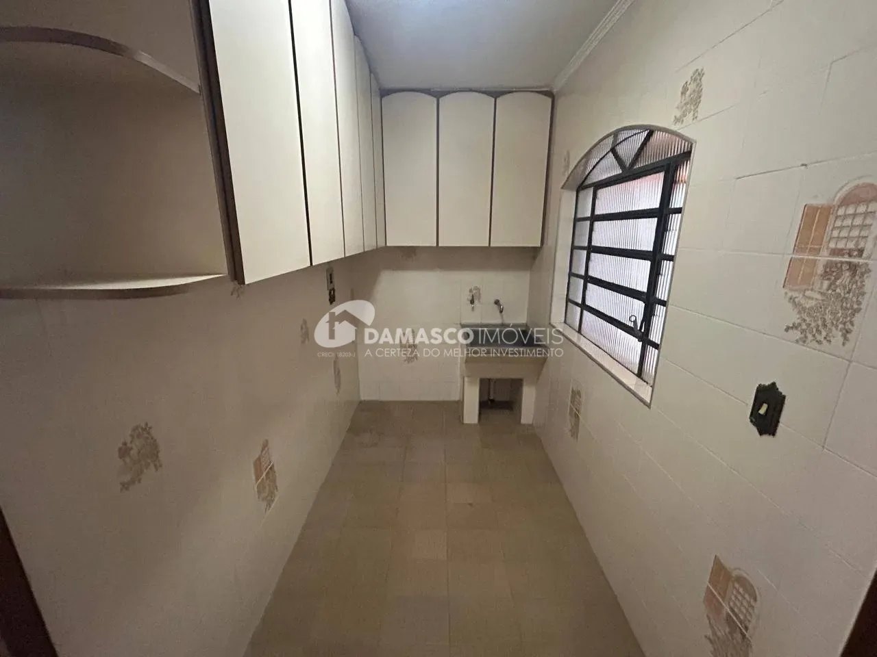Sobrado para Venda 3 Quartos, 2 Suites, 5 Vagas, Mauá, São Caetano do Sul - SP