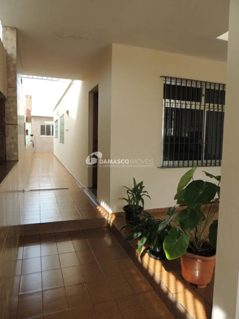 Sobrado à venda 4 Quartos, 1 Suite, 2 Vagas, 167M², Vila Alpina, São Paulo - SP