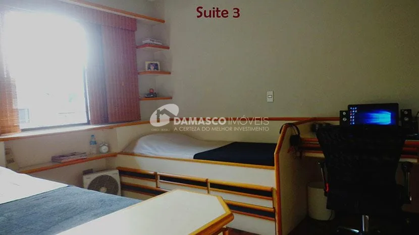 Sobrado à venda 3 Quartos, 3 Suites, 4 Vagas, Osvaldo Cruz, São Caetano do Sul - SP