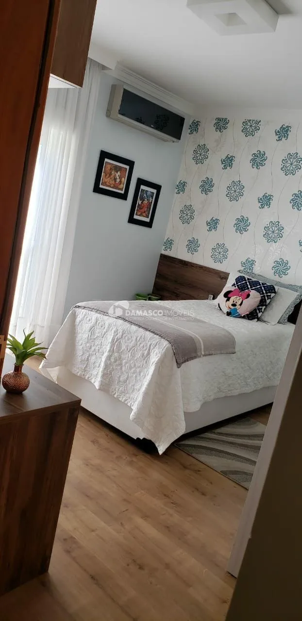 Sobrado à venda 4 Quartos, 1 Suite, 3 Vagas, 240M², Cerâmica, São Caetano do Sul - SP