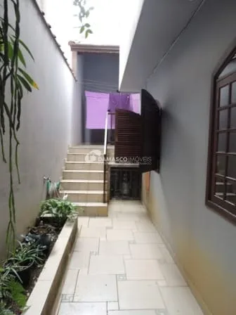Sobrado à venda  3 Quartos, 2 Vagas, 246 m², Vila Palmares, Santo André - SP