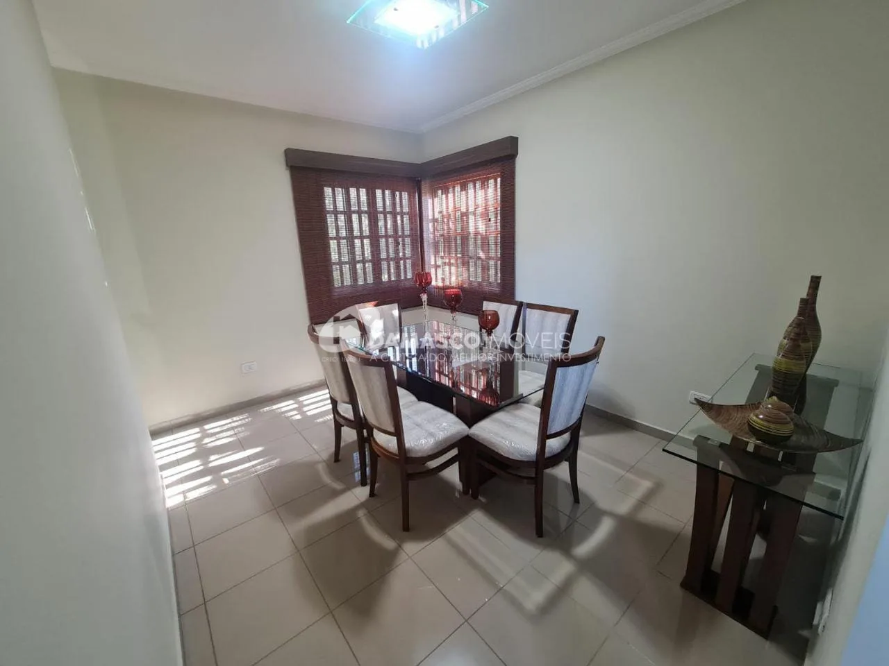 Casa à venda 3 Quartos, 3 Suites, 450M², Avenida Estrutural Leste, Ibiúna - SP