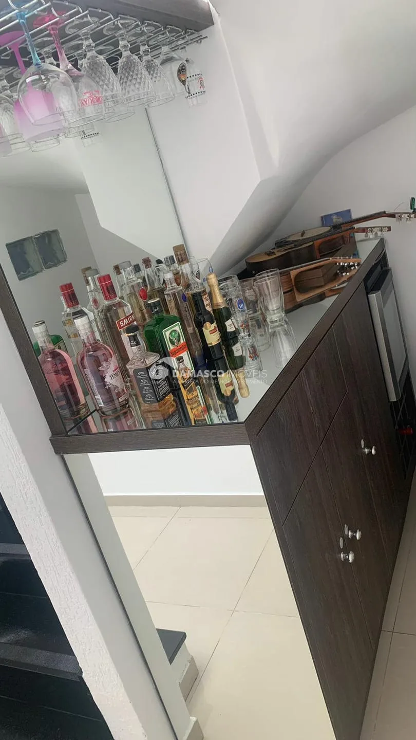 Sobrado à venda 3 Quartos, 1 Suite, 2 Vagas, 300M², Vila Alpina, São Paulo - SP