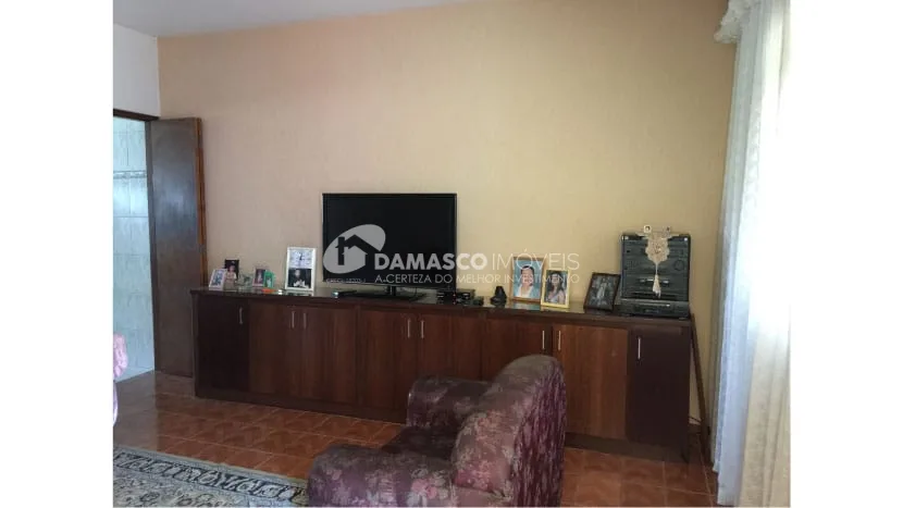 Casa à venda 2 Quartos, 1 Suite, 2 Vagas, 200M², Não informado, Não informado - SP