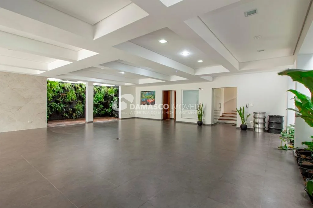 Sobrado à venda 4 Quartos, 4 Suites, 6 Vagas, 550M², Jardim São Caetano, São Caetano do Sul - SP