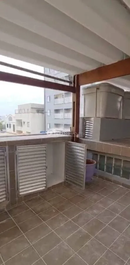 Sobrado a venda 3 dormitórios