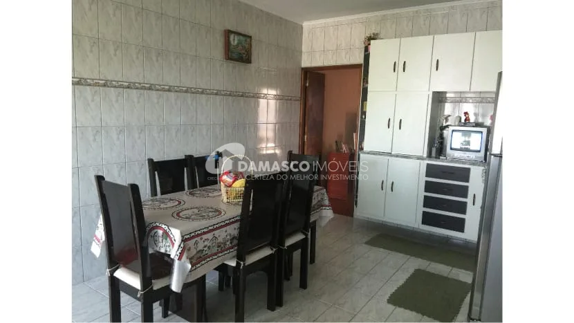 Casa à venda 2 Quartos, 1 Suite, 2 Vagas, 200M², Não informado, Não informado - SP