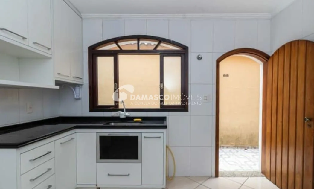 Casa à venda 2 Quartos, 2 Vagas, 100M², Jardim Las Vegas, Santo André - SP