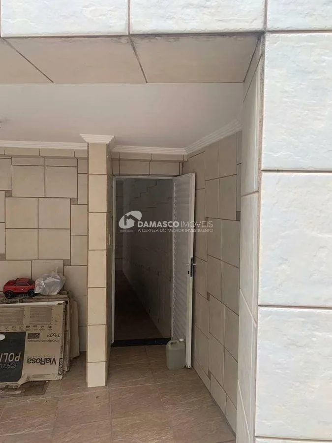 Sobrado à venda 3 Quartos, 1 Suite, 2 Vagas, 250M², Sítio da Figueira, São Paulo - SP