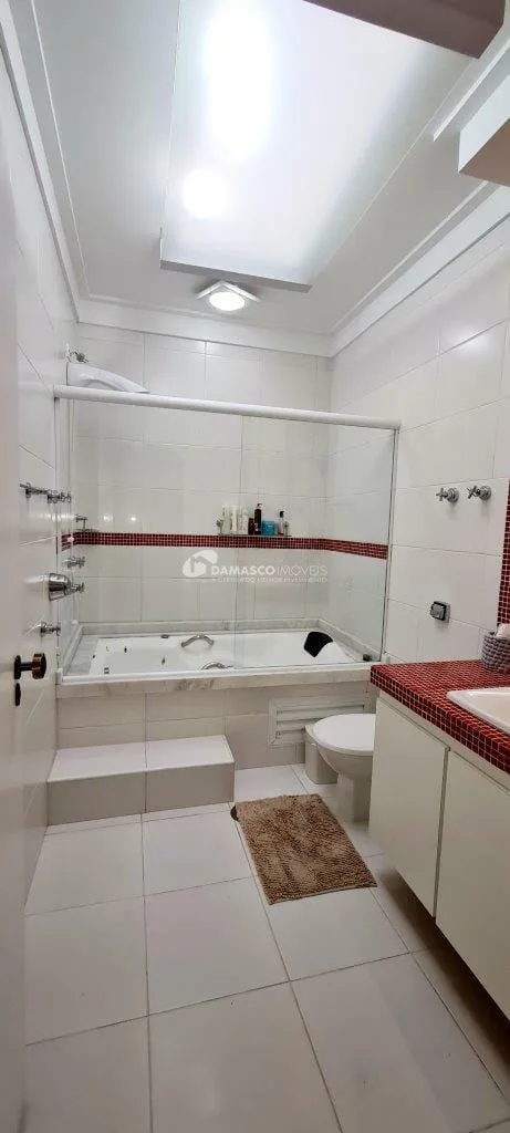 Casa para locação 3 Quartos, 3 Suítes, 6 Vagas, 326 m², Campestre, Santo André - SP