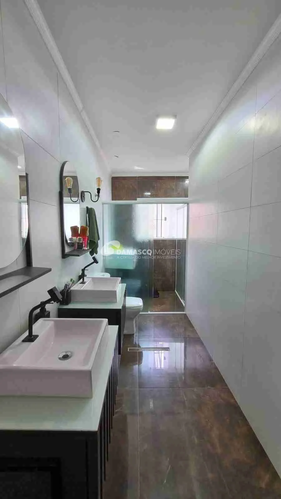 Casa de alto padrão à venda no Osvaldo Cruz | 442 m² | 3 dormitórios | Piscina | 4 vagas