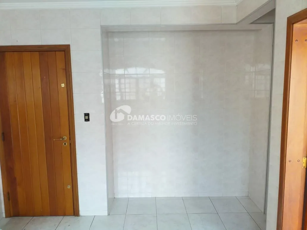 Sobrado à venda 3 Quartos, 1 Suite, 4 Vagas, 250M², Olímpico, São Caetano do Sul - SP