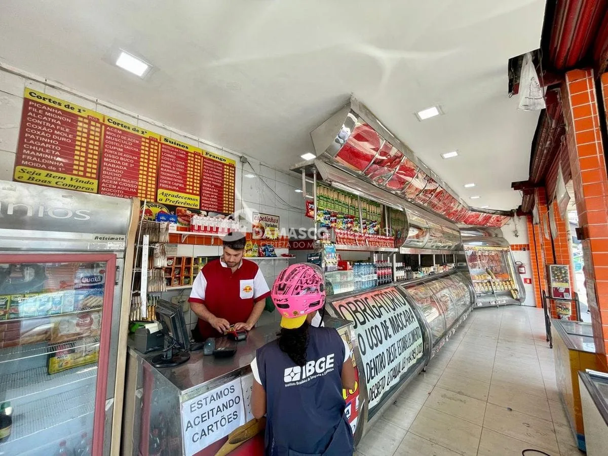 Prédio comercial no Jardim Santo André