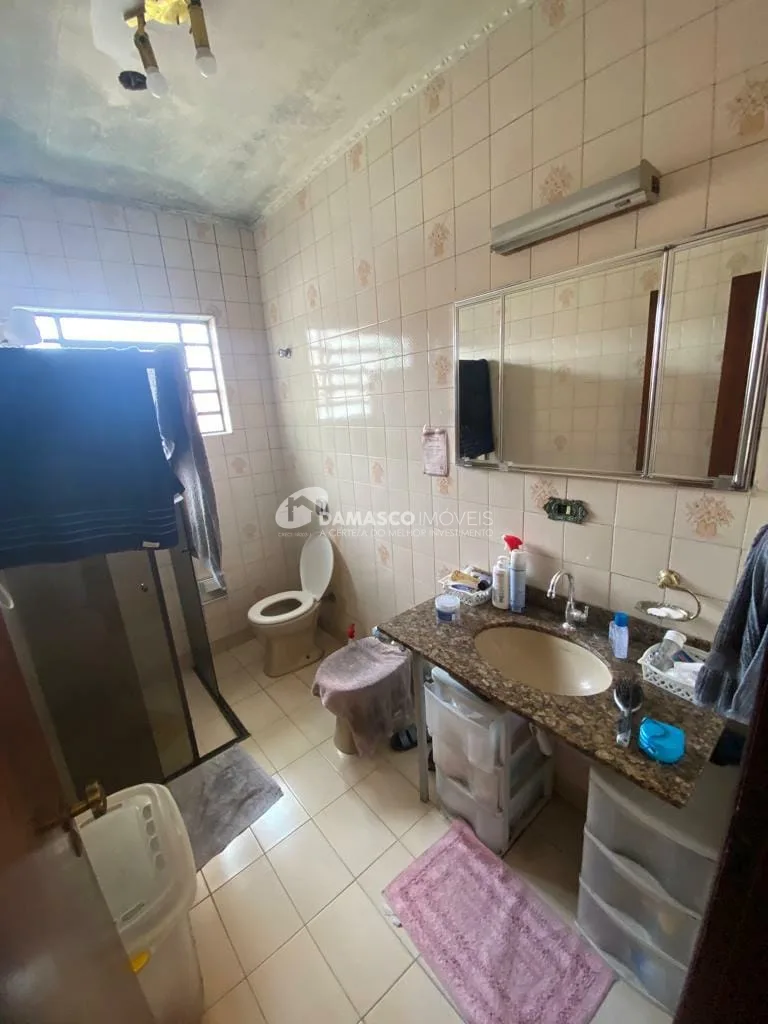 Sobrado à venda 3 Quartos, 1 Suite, 2 Vagas, 320M², Campestre, Santo André - SP