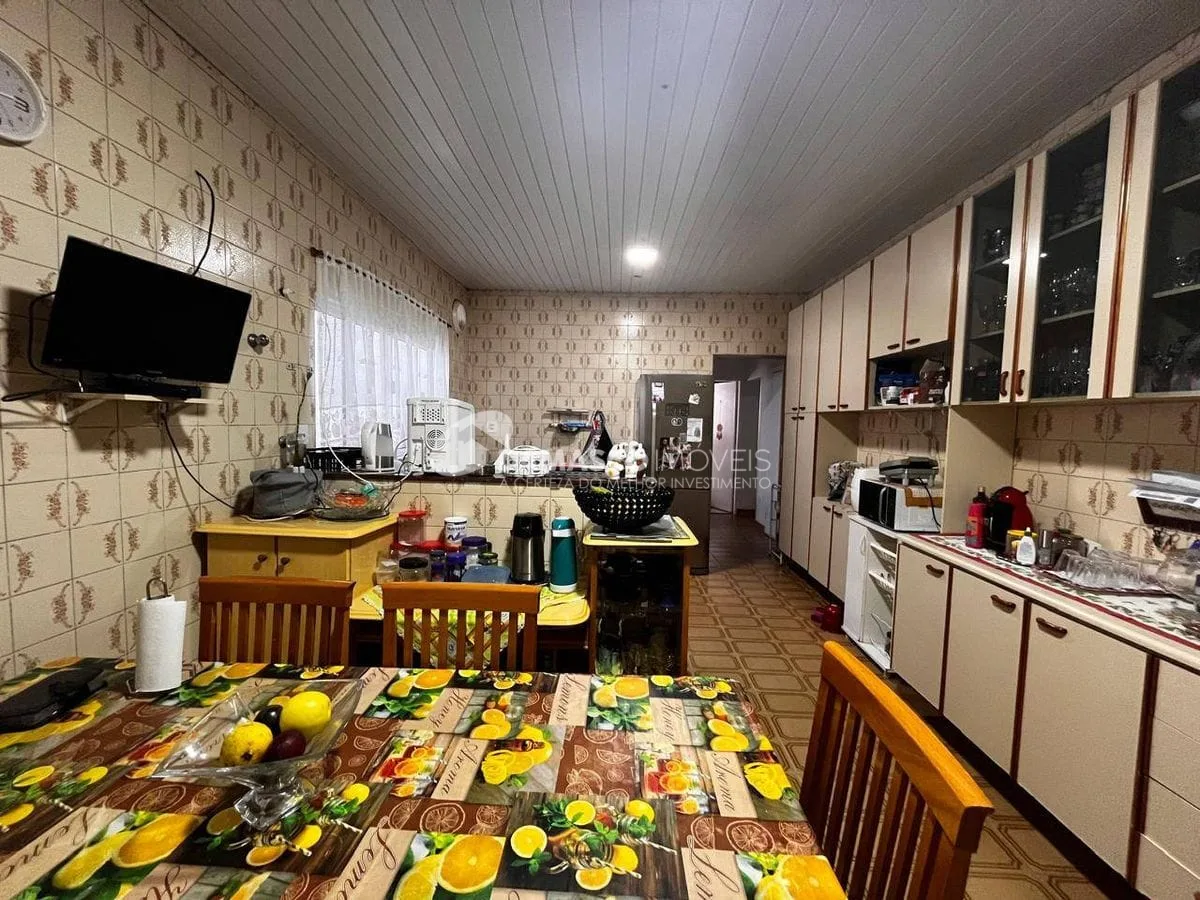 Casa térrea a venda com amplo quintal