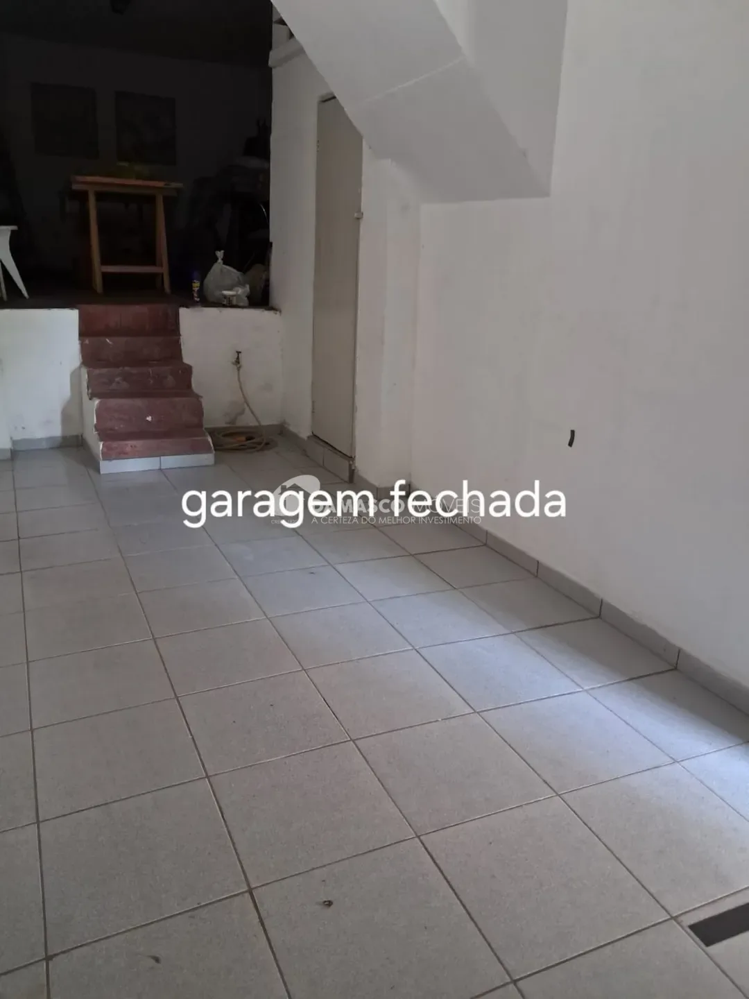 Sobrado à  venda com 178m² de área útil, 2 quartos, 3 vagas, próximo do Complexo Poliesportivo Lauro Gomes, no Bairro Olímpico, em São Caetano do Sul, SP