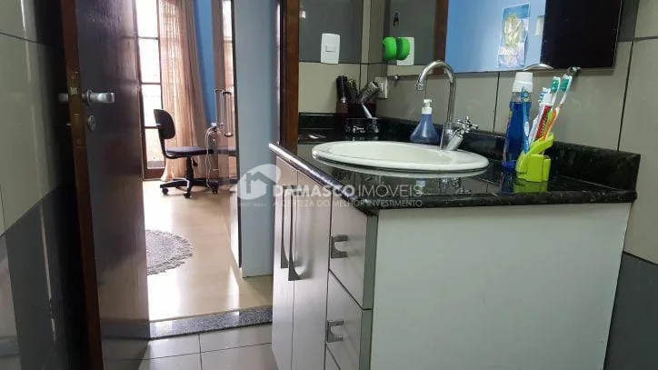 Sobrado à venda 3 Quartos, 3 Suites, 4 Vagas, 210M², Osvaldo Cruz, São Caetano do Sul - SP