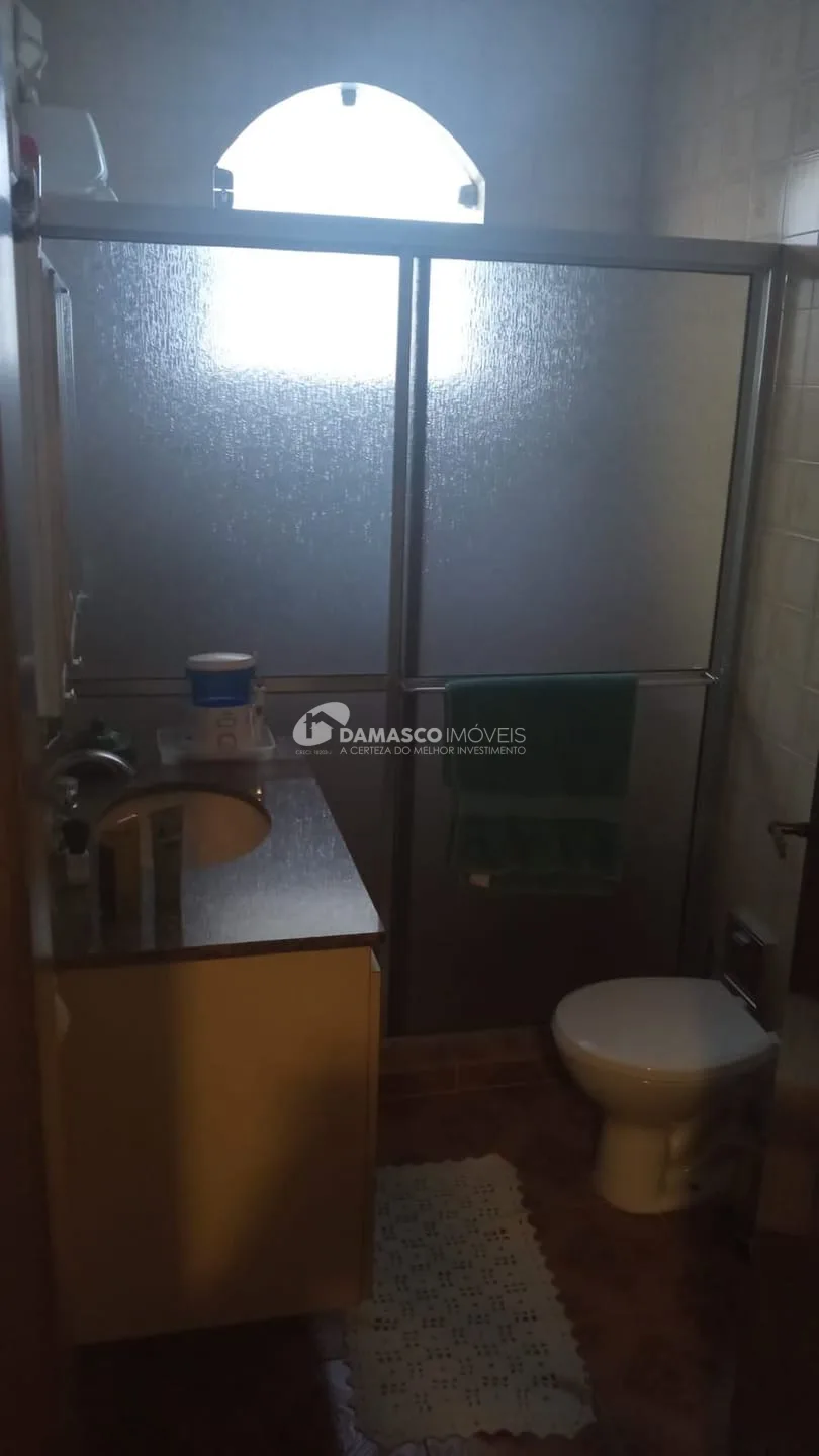 Casa à venda 2 Quartos, 1 Suite, 3 Vagas, 235M², Campestre, Santo André - SP