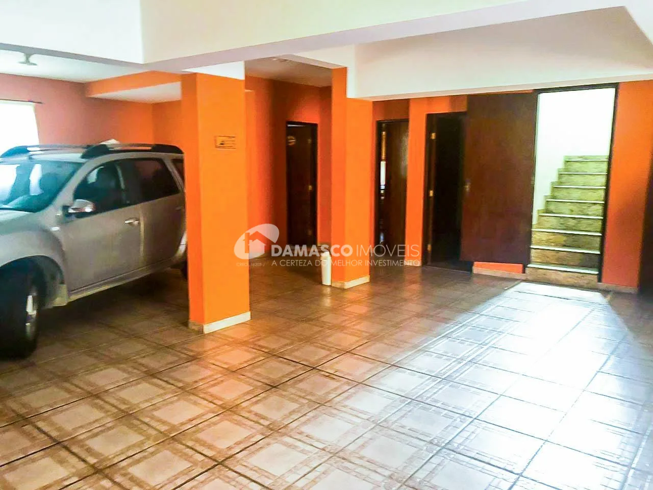 Sobrado à venda 5 Quartos, 2 Suites, 6 Vagas, Vila Sacadura Cabral, Santo André - SP