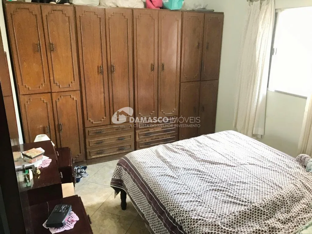 Sobrado à venda 3 Quartos, 2 Vagas, 198M², Olímpico, São Caetano do Sul - SP