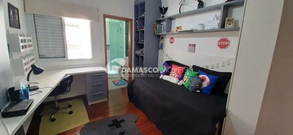 Sobrado à venda 3 Quartos, 3 Suites, 280M², Vila Valparaíso, Santo André - SP