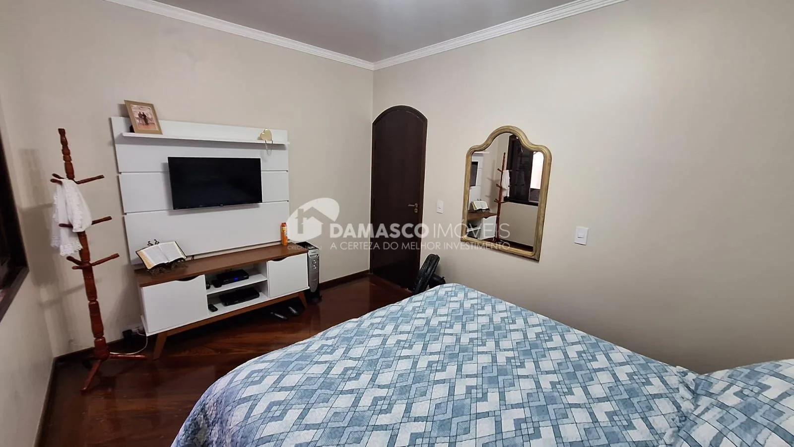 Casa para Venda 3 Quartos, 1 Suite, 4 Vagas, Cerâmica, São Caetano do Sul - SP