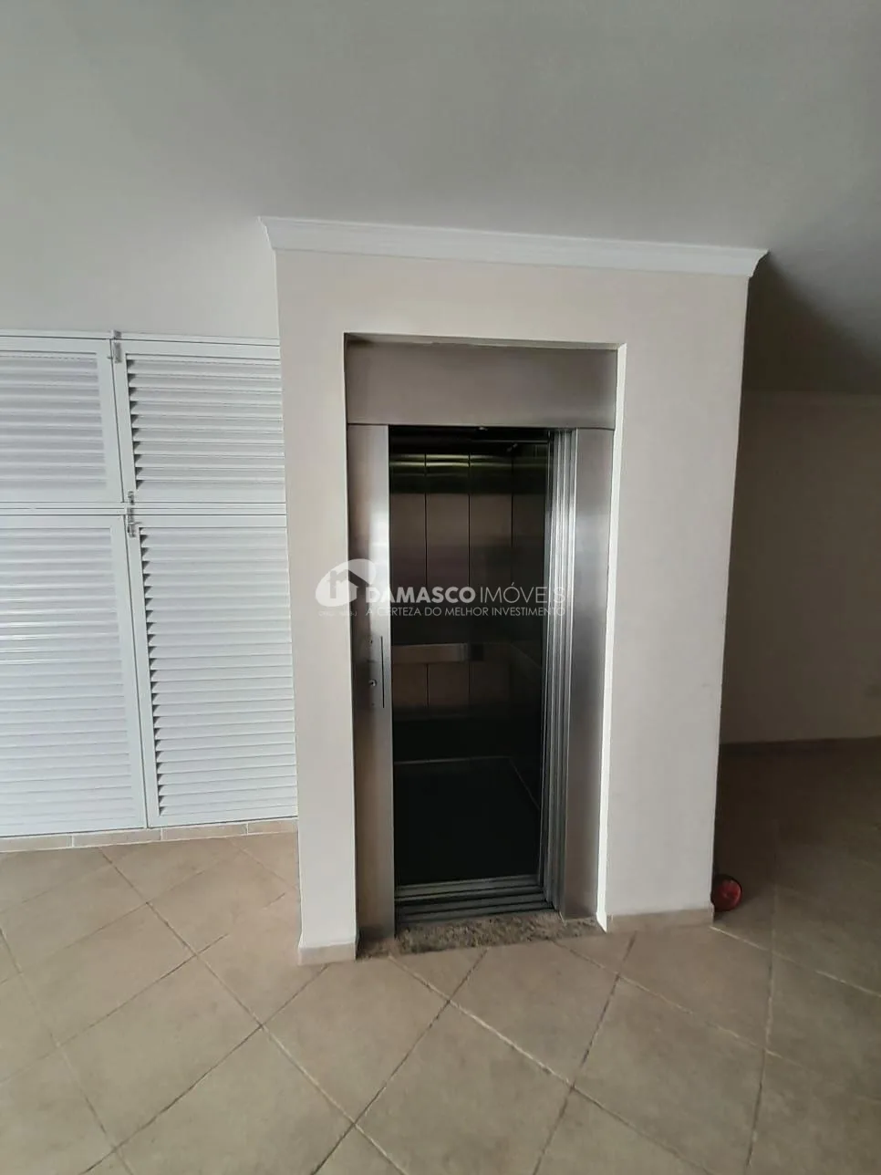 Sobrado à venda 4 Quartos, 4 Suites, 5 Vagas, 381M², Olímpico, São Caetano do Sul - SP