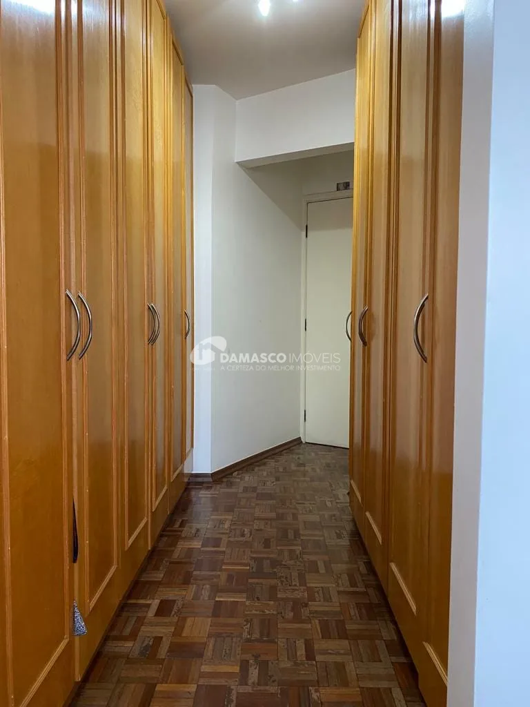 Sobrado à venda 3 Quartos, 1 Suite, 2 Vagas, 180M², Sítio da Figueira, São Paulo - SP