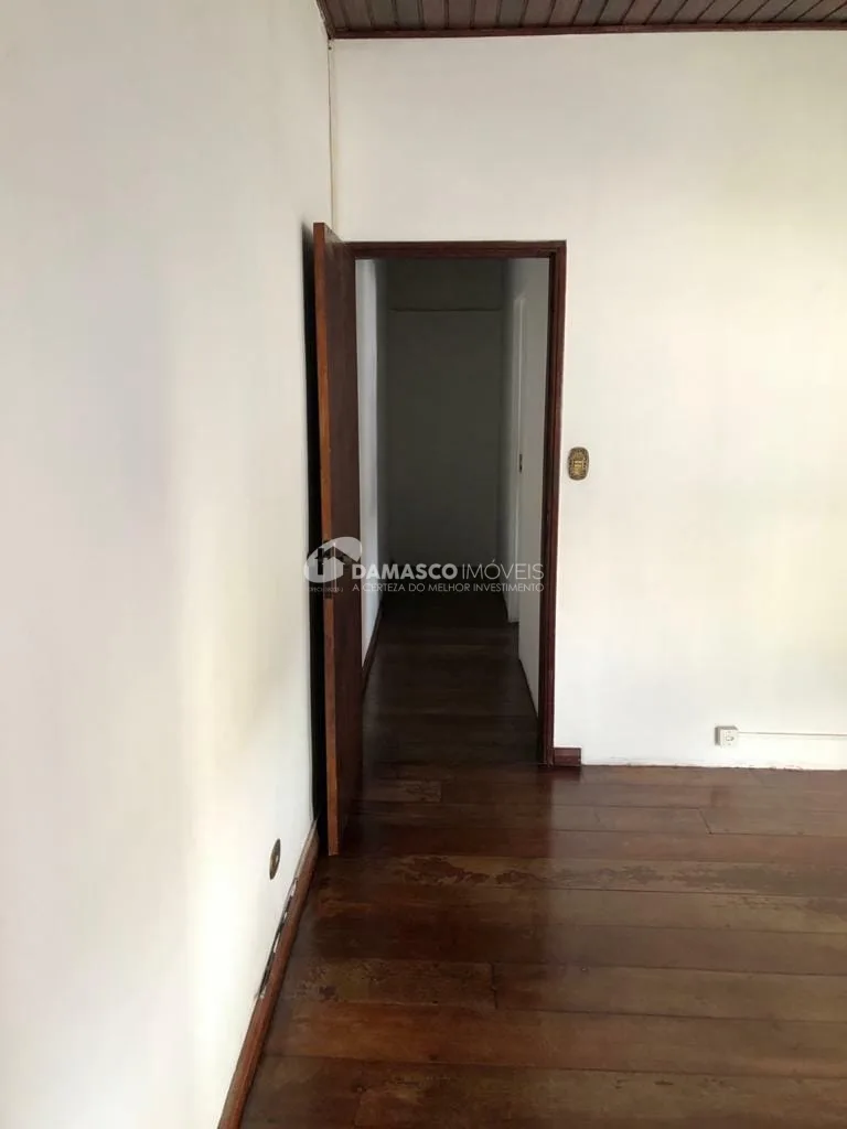Casa à venda 4 Quartos, 2 Suites, 4 Vagas, 275M², Osvaldo Cruz, São Caetano do Sul - SP
