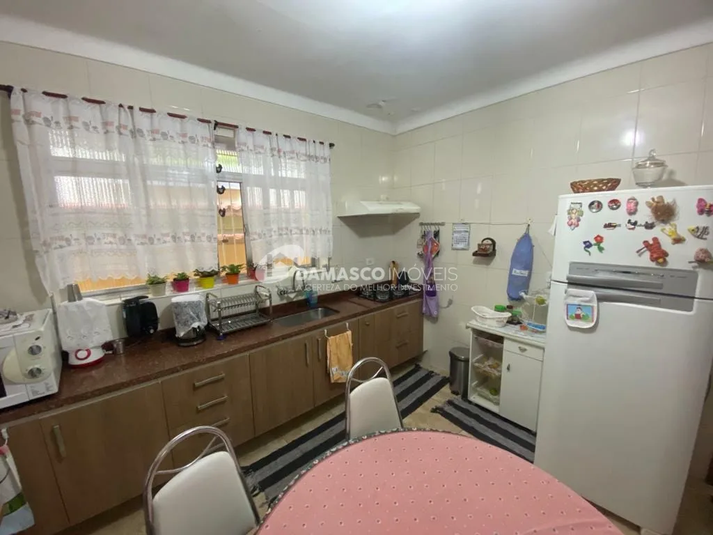 Casa à venda 2 Quartos, 3 Vagas, 258M², Campestre, Santo André - SP